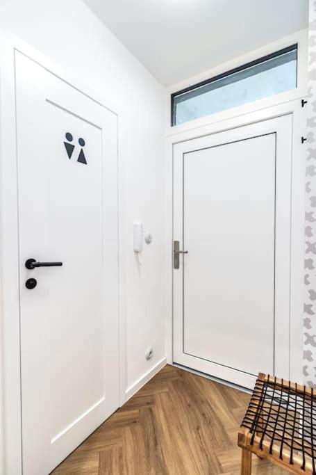 Myslbekova 5 Apartment Ostrava Exterior photo